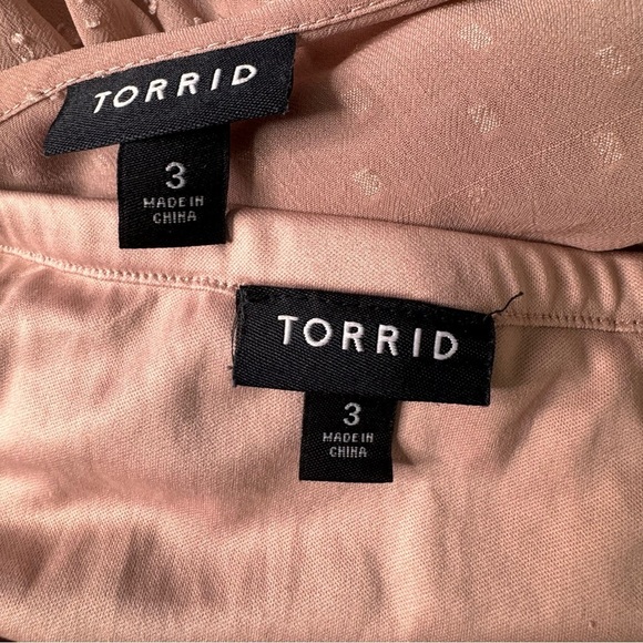 Torrid Blush Clip Dot Tie Babydoll Blouse Size 3x - Picture 10 of 11